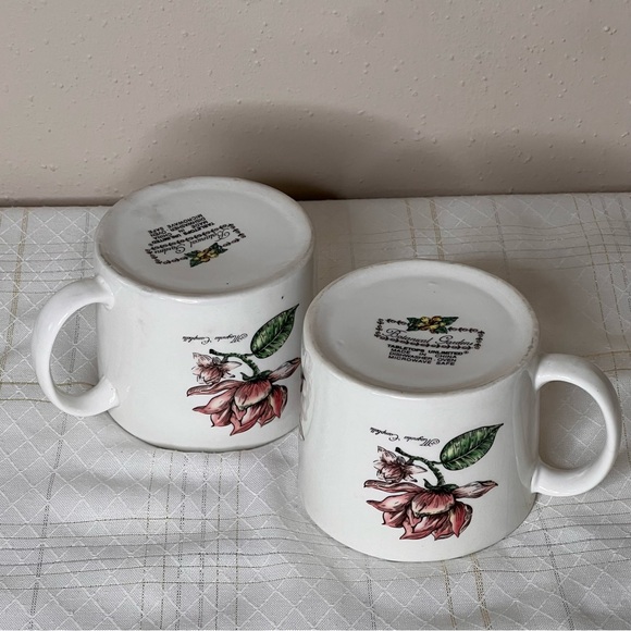 Tabletop unlimited Botanical Gardens Magnolia Floral Ceramic Mugs Set - Picture 5 of 7
